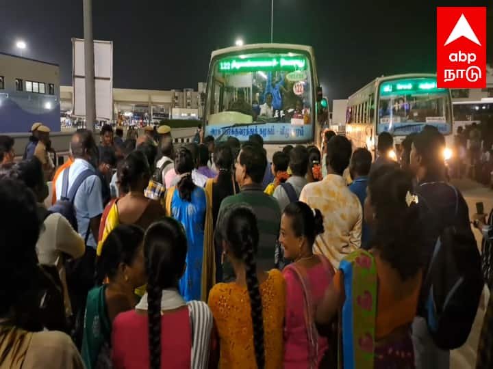 Kilambakkam Bus Stand Public And Commuters Protested By Holding The Bus Captive As Not Enough Buses Were Plying To Tiruvannamalai