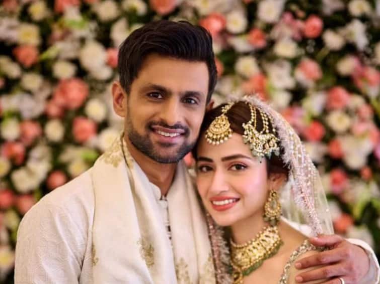 Shoaib Malik: சானியா மிர்சாவுடன் விவாகரத்து –  இளம் நடிகையை மணந்த முன்னாள் கிரிக்கெட் வீரர் சோயப் மாலிக்