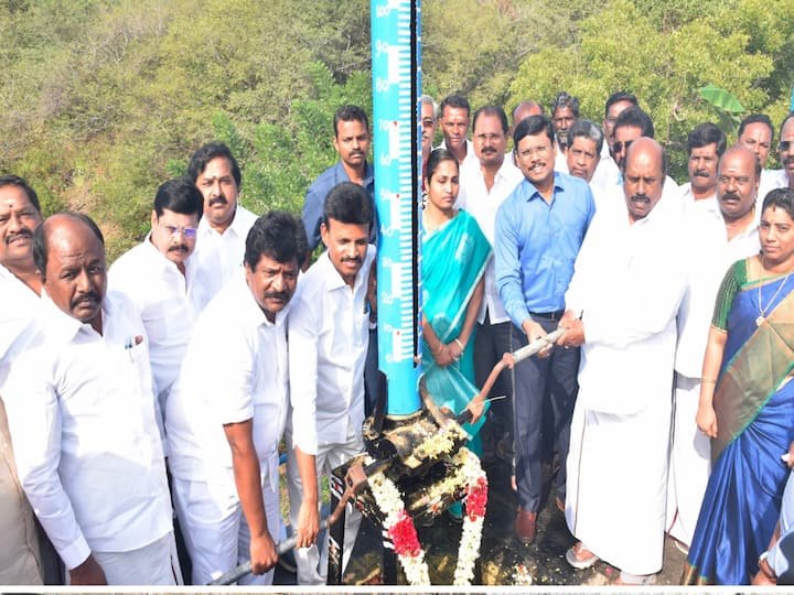 சாத்தனூர் அணை வலது மற்றும் இடது புற கால்வாயில் இருந்து வினாடிக்கு 530 கன அடி வீதம் தண்ணீரை பொதுப்பணித்துறை அமைச்சர் எ.வ.வேலு திறந்து வைத்தார்