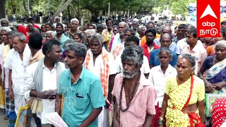 இலவச மனைப்பட்டா வழங்ககோரி விழுப்புரம் ஆட்சியர் அலுவலகத்தில் மாற்றுத்திறனாளிகள் போராட்டம்