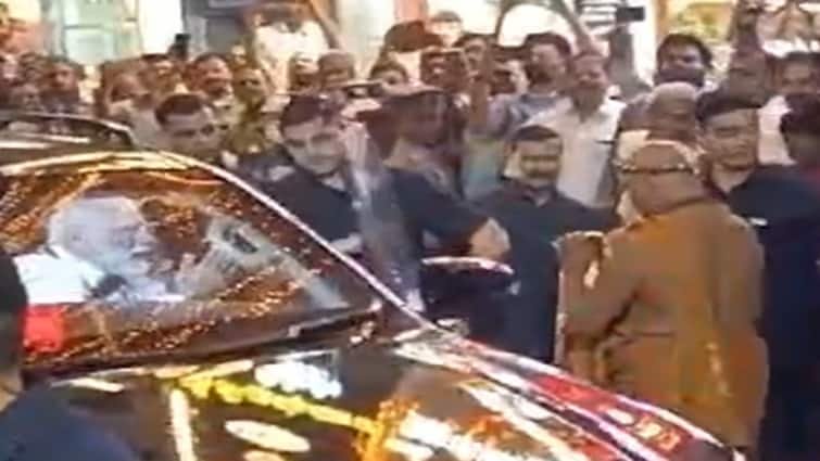 மதுரை ஆதீனத்தை கண்டதும் வாகனத்தை நிறுத்திய பிரதமர்.. என்ன நடந்தது..? வைரலாகும் வீடியோ!