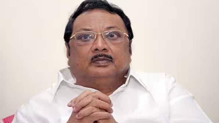 வட்டாட்சியரை தாக்கியதாக கூறப்பட்ட வழக்கு.. மு.க அழகிரி உள்ளிட்ட 17 பேர் விடுதலை..