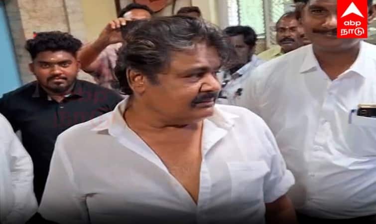 நடிகரும், இந்திய ஜனநாயக புலிகள் கட்சியின் தலைவருமான மன்சூர் அலிகான் மீது ஆம்பூர் நகர காவல்துறையினர் வழக்கு பதிவு