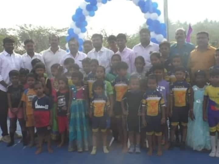 கரூரில் முதன்முறையாக சர்வதேச ஸ்கேட்டிங் மைதானம் துவக்கம்