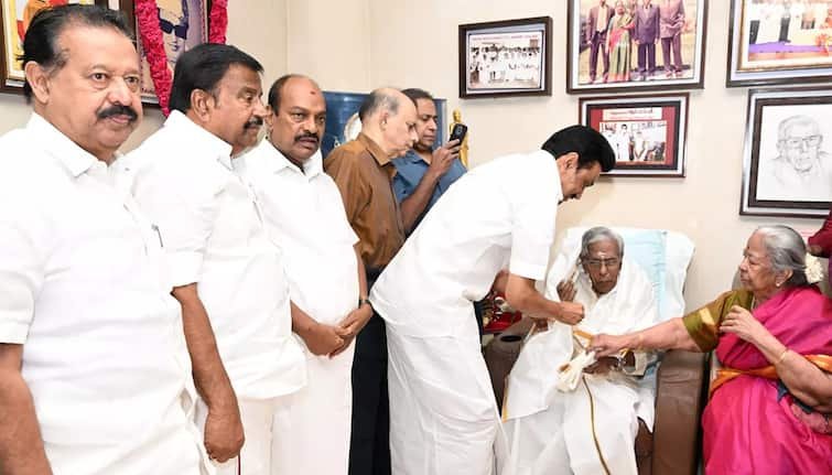 RM Veerappan Decided Burial Place Himself What Did He Say To CM MK Stalin