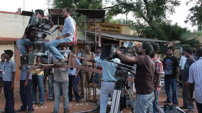 தயாரிப்பாளர்கள் வேலைநிறுத்தம்: 30+ படப்பிடிப்புகள் ரத்து, கோடிகளில் இழப்பு