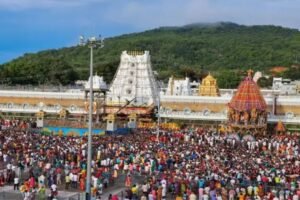 கோடை விடுமுறை திருப்பதியில் குவியும் பக்தர்கள்: விஐபி, இலவச தரிசனம் ரத்து – ACTPnews.com
