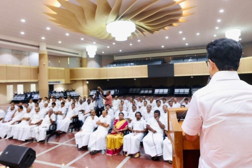 சட்டமன்ற தேர்தலில் நடந்திருப்பது சாகசமோ, சாதனையோ கிடையாது, புதுவிதமான கவர்ச்சி மாயாஜால சுனாமி : ஸ்டாலின் ஆதங்கம்  - Kumudam