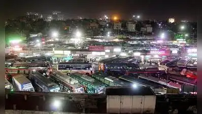 பண்டிகைக் கூட்டத்தை முன்னிட்டு சென்னையின் தனியார் பேருந்து கட்டணம் ₹5 ஆயிரத்தை எட்டியது