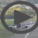 தரையிறங்கும்போது ஓடுபாதையை விட்டு விலகிய Jet2 விமானம்! பரபரப்பு காட்சி | ACTPnews.com